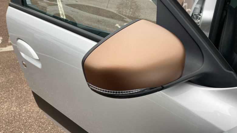 Dacia Spring 27kWh Extreme 65 48kW 5dr Auto Electric Hatchback